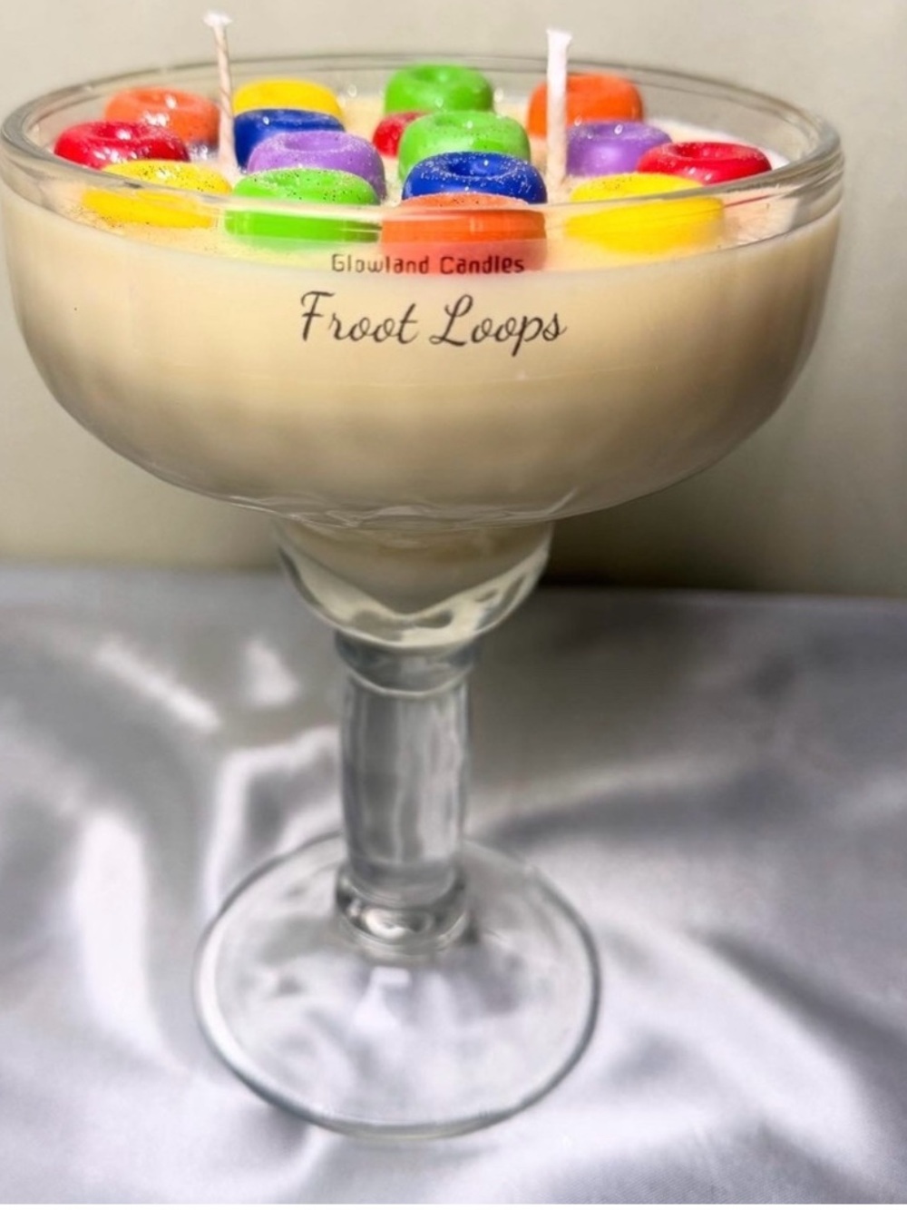 Fruit loop scented candle